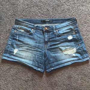 Mid Waist Distressed Shorts